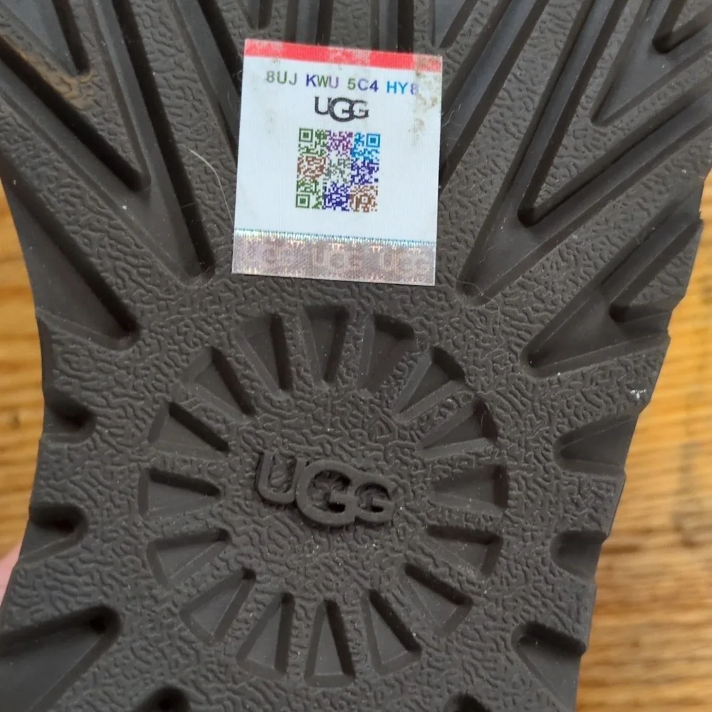 UGG Brown Ankle Boots - Picture 10 of 11